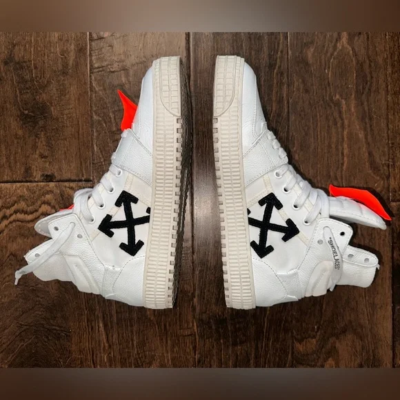 Off White Off-Court 3.0 Leather High Top Sneakers White size 40